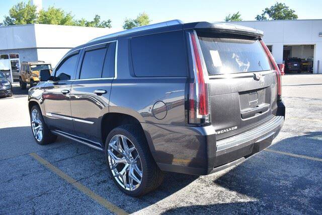 Used 2016 Cadillac Escalade Platinum AWD/4WD image 5