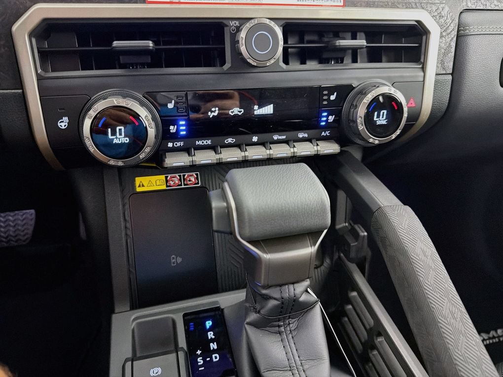 New 2026 Toyota Tacoma Limited AWD/4WD image 19