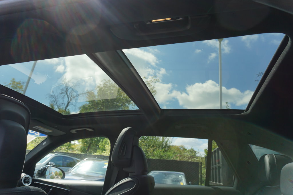 Certified 2025 Mercedes-Benz GLC 300 image 26
