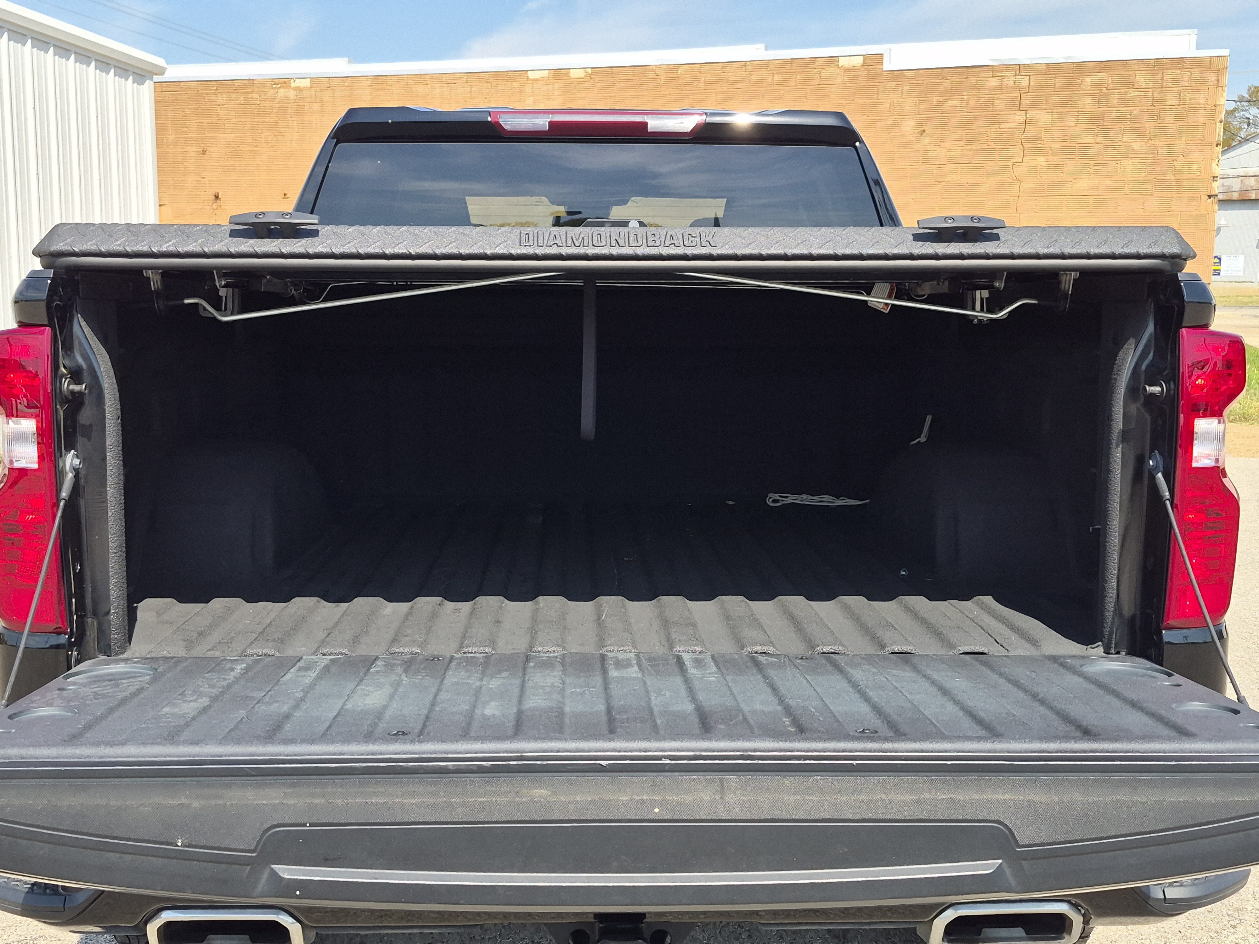 Used 2025 Chevrolet Silverado 1500 Custom Trail Boss AWD/4WD image 11
