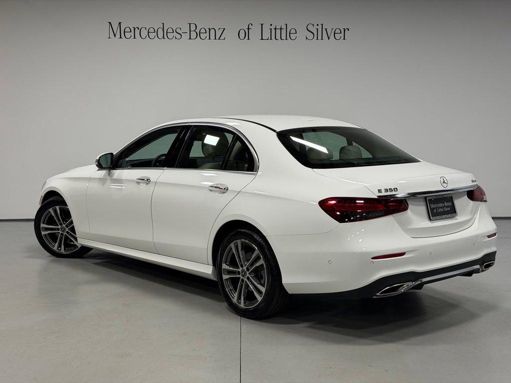 Used 2023 Mercedes-Benz E 350 4MATIC Sedan image 3