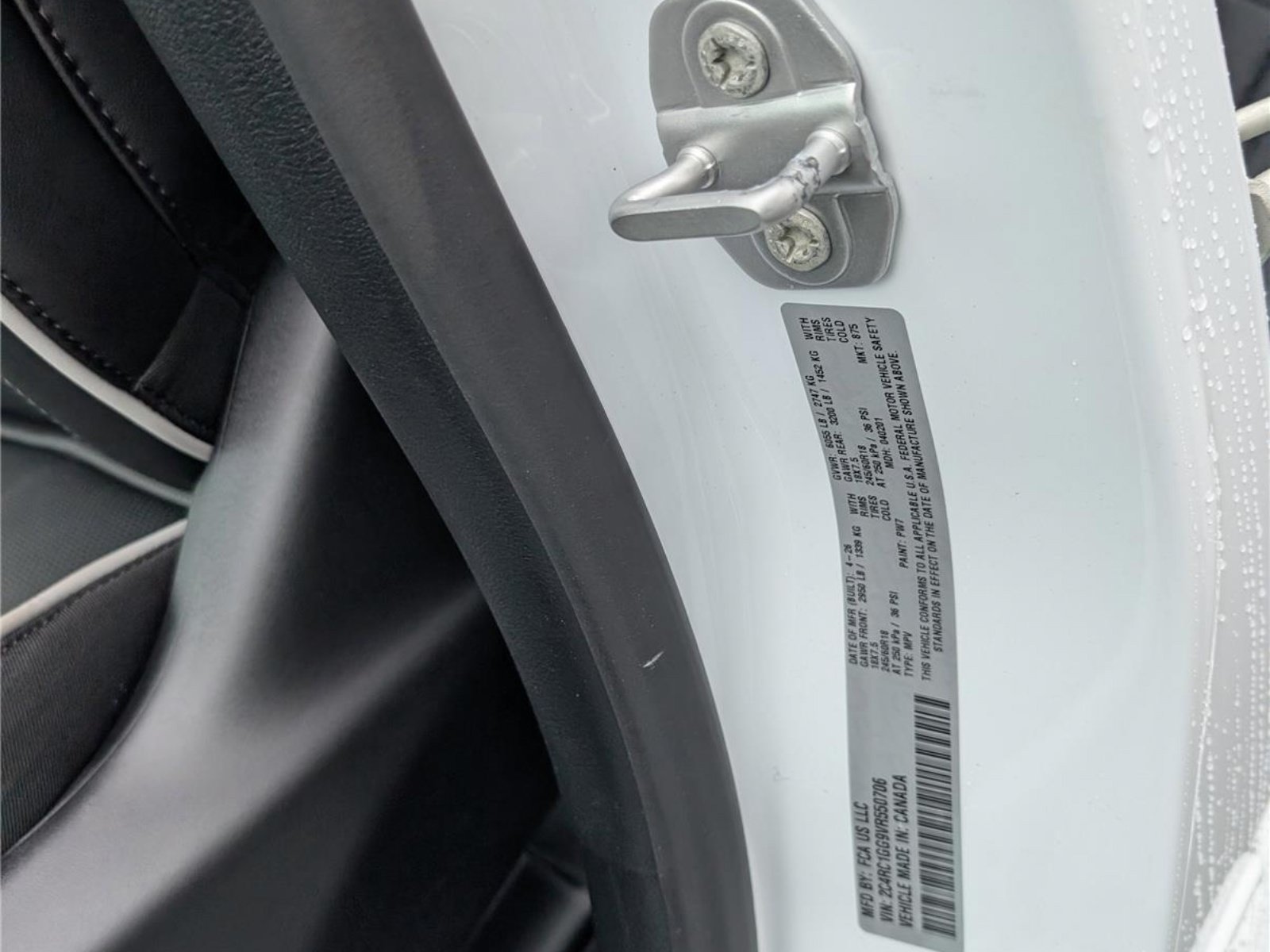New 2027 Chrysler Pacifica Limited FWD image 14