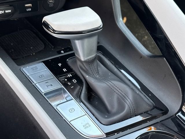 Certified 2024 Hyundai Elantra Limited image 15