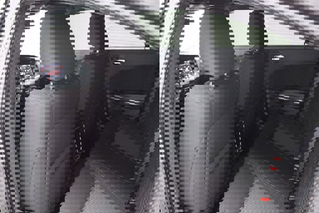 Used 2023 Dodge Charger SXT w/ Cold Weather Package image 10