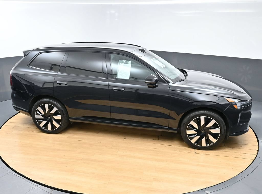 Used 2025 Volvo EX90 Ultra w/ Protection Package Premier AWD/4WD image 7