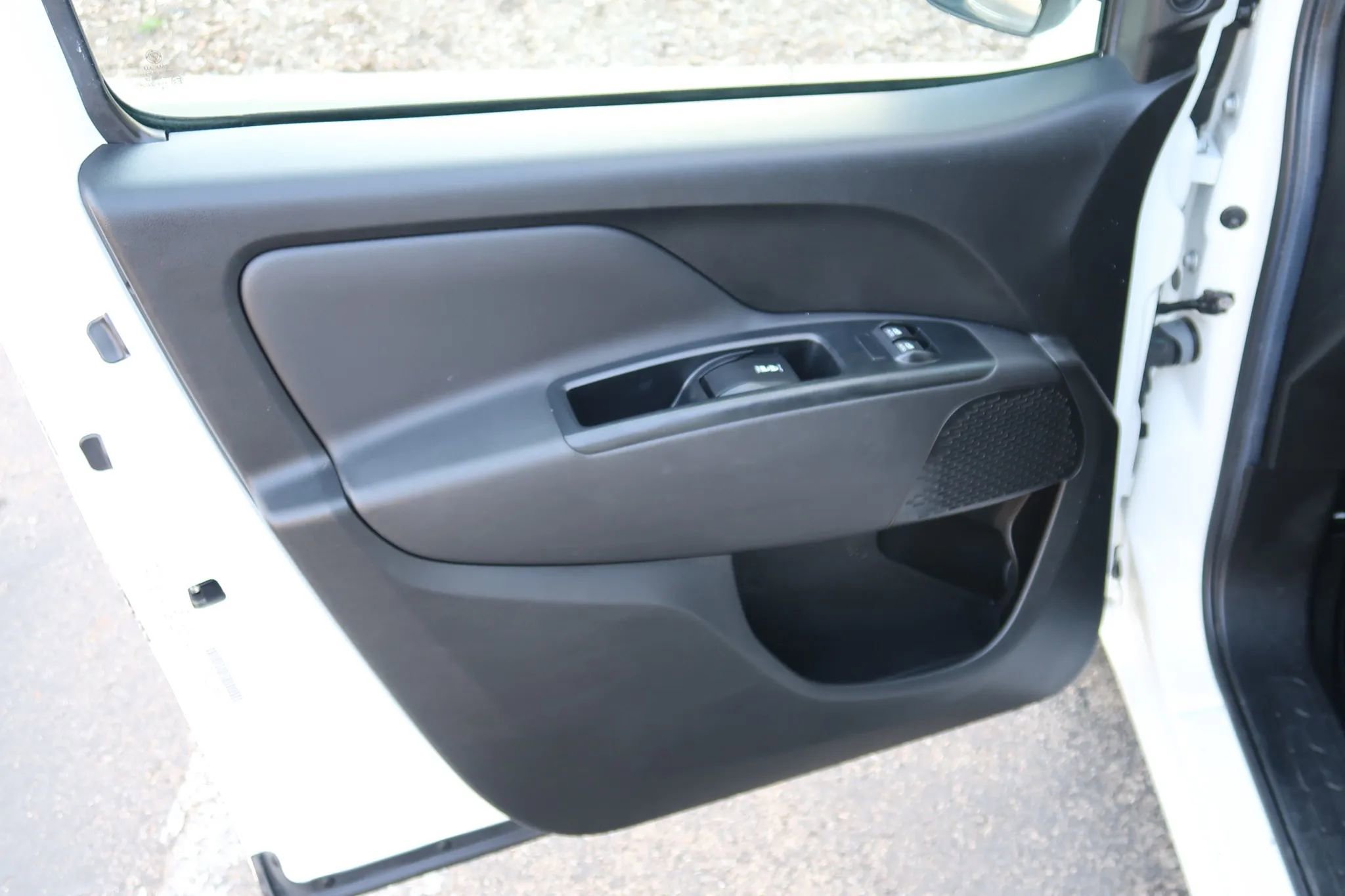 Used 2016 RAM ProMaster City Tradesman w/ Rear Back-up Camera Group image 10