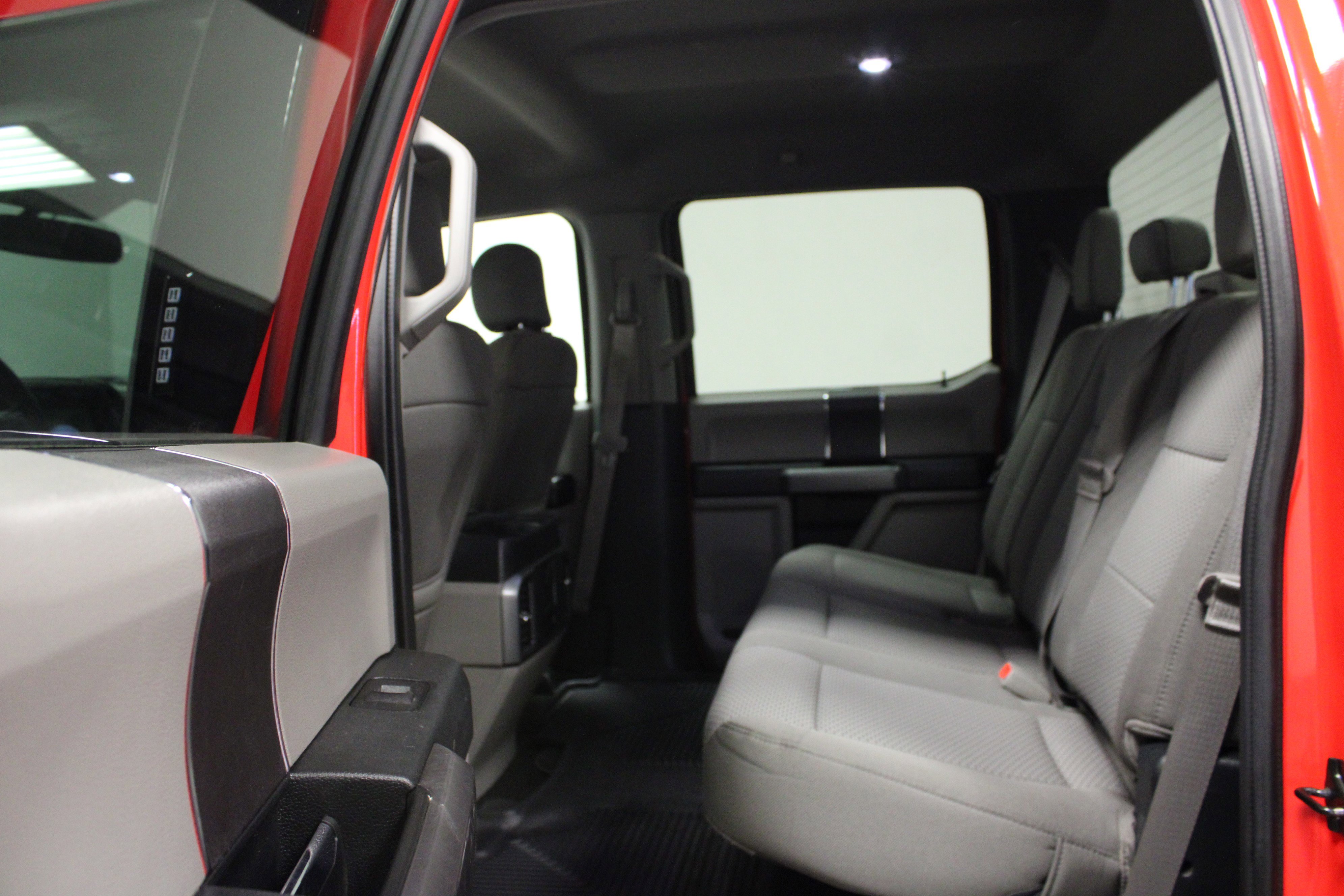 Used 2019 Ford F150 XLT w/ Equipment Group 301A Mid image 10