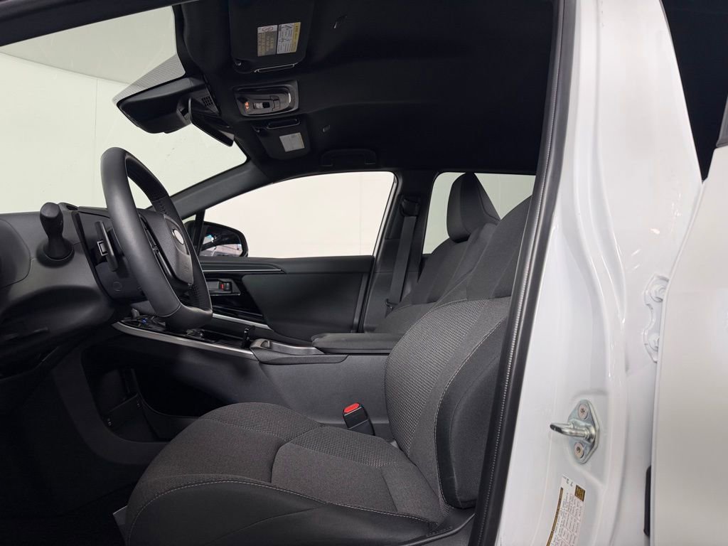 Used 2025 Subaru Solterra Premium image 18