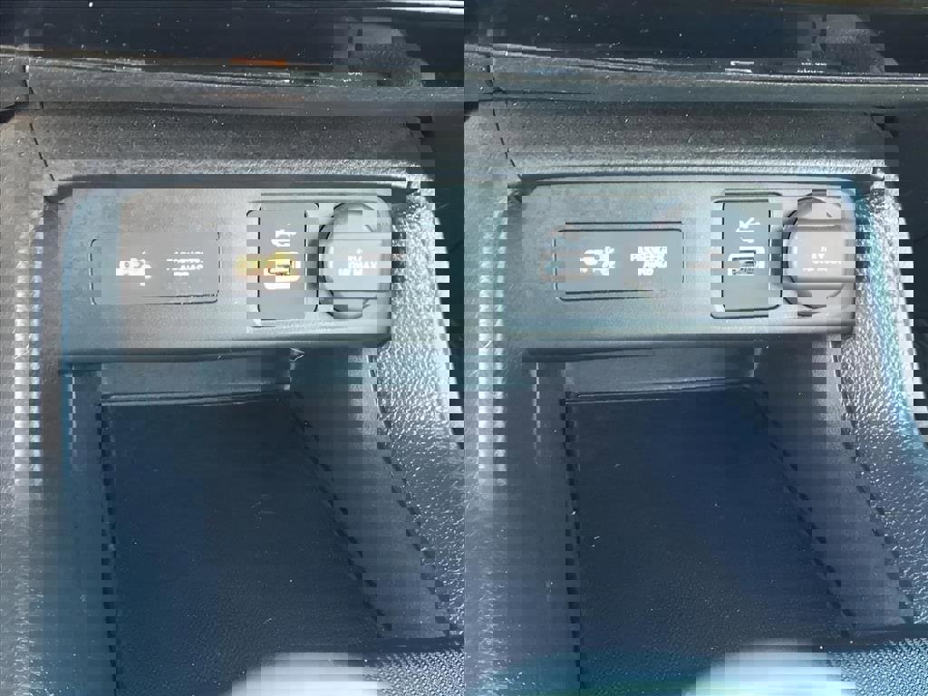 Used 2023 Honda Civic Sport image 19