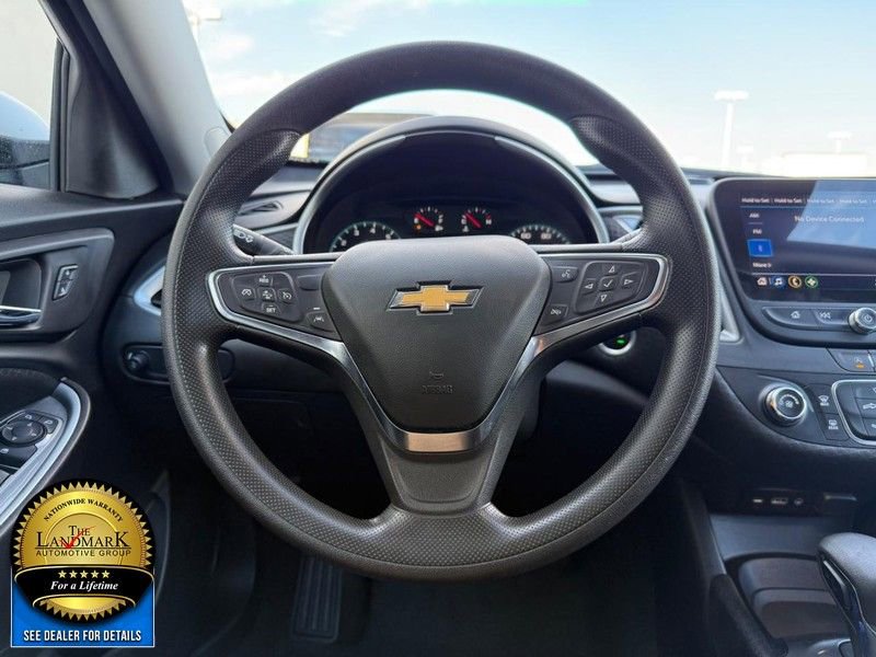 Used 2025 Chevrolet Malibu LS image 16