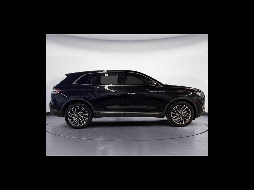 Used 2020 Lincoln Nautilus Reserve w/ Cargo Utility Package image 7