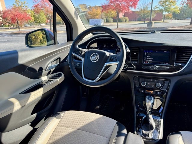 Used 2022 Buick Encore Preferred w/ Safety Package image 19