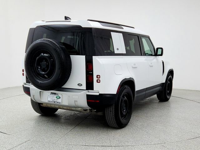 Used 2022 Land Rover Defender 110 image 5