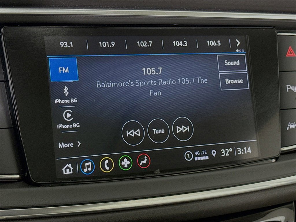 Used 2023 Buick Enclave Essence w/ Experience Buick Package image 6