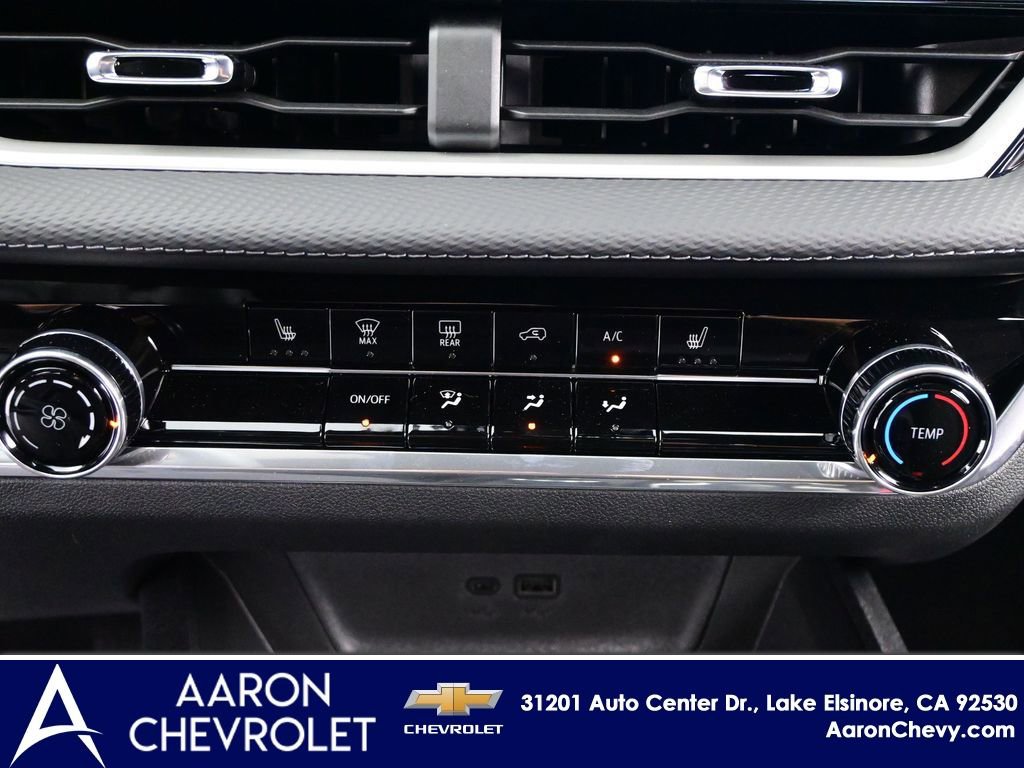 New 2026 Chevrolet Equinox LT w/ Safety and Technology Package AWD/4WD image 25