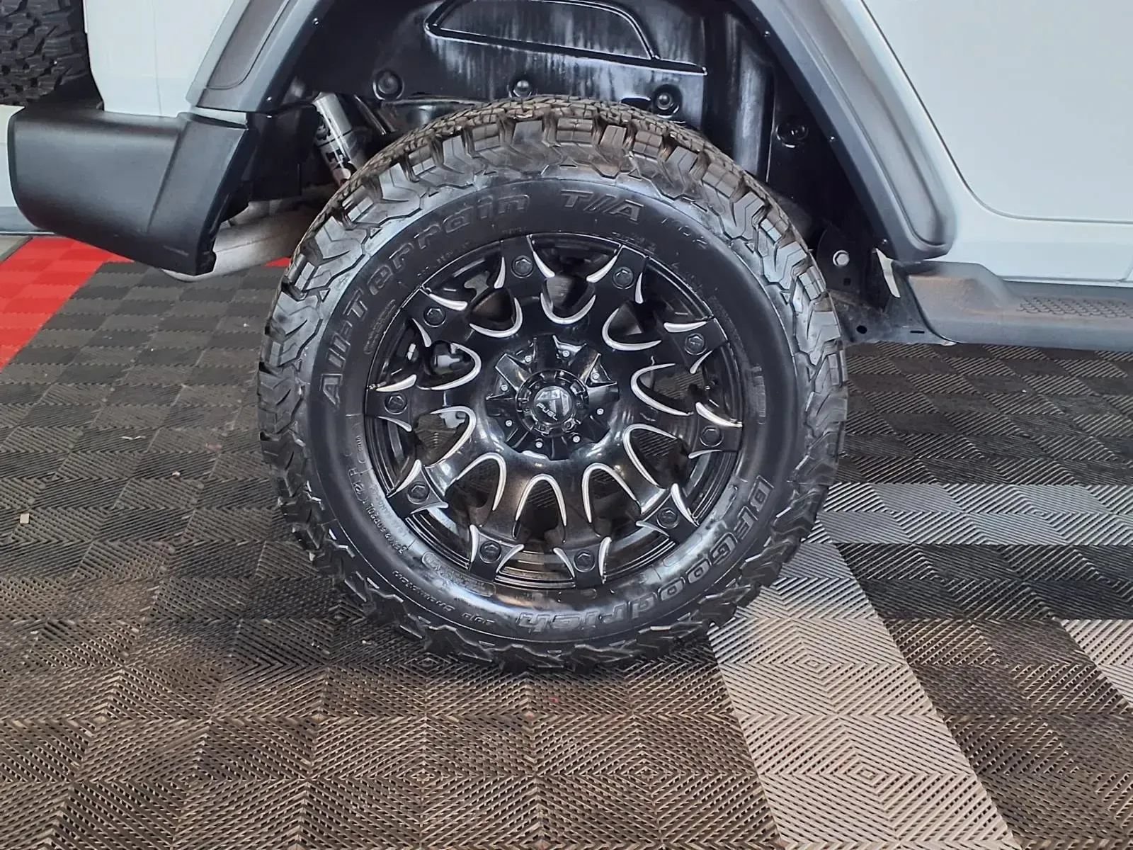 Used 2018 Jeep Wrangler Unlimited Sport S AWD/4WD image 8
