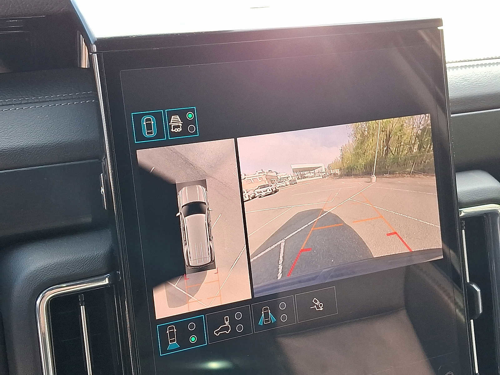 Used 2025 GMC Yukon Denali image 19