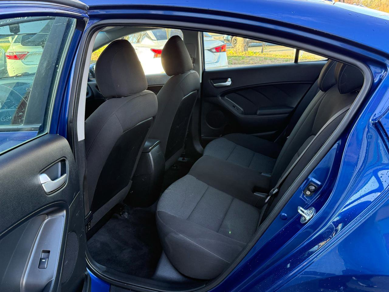 Used 2018 Kia Forte LX image 14