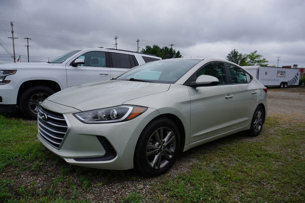 Used 2017 Hyundai Elantra SE