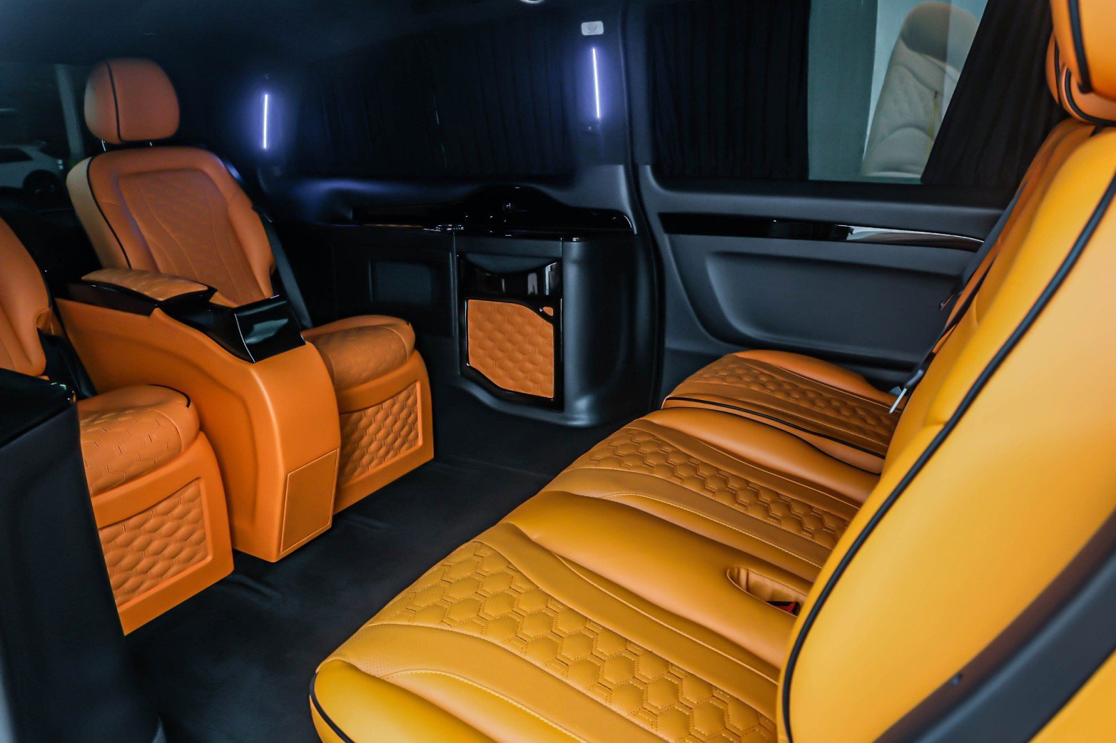 Used 2023 Mercedes-Benz Metris Passenger image 22