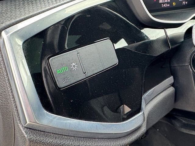 Used 2021 Audi Q3 2.0T Premium image 6