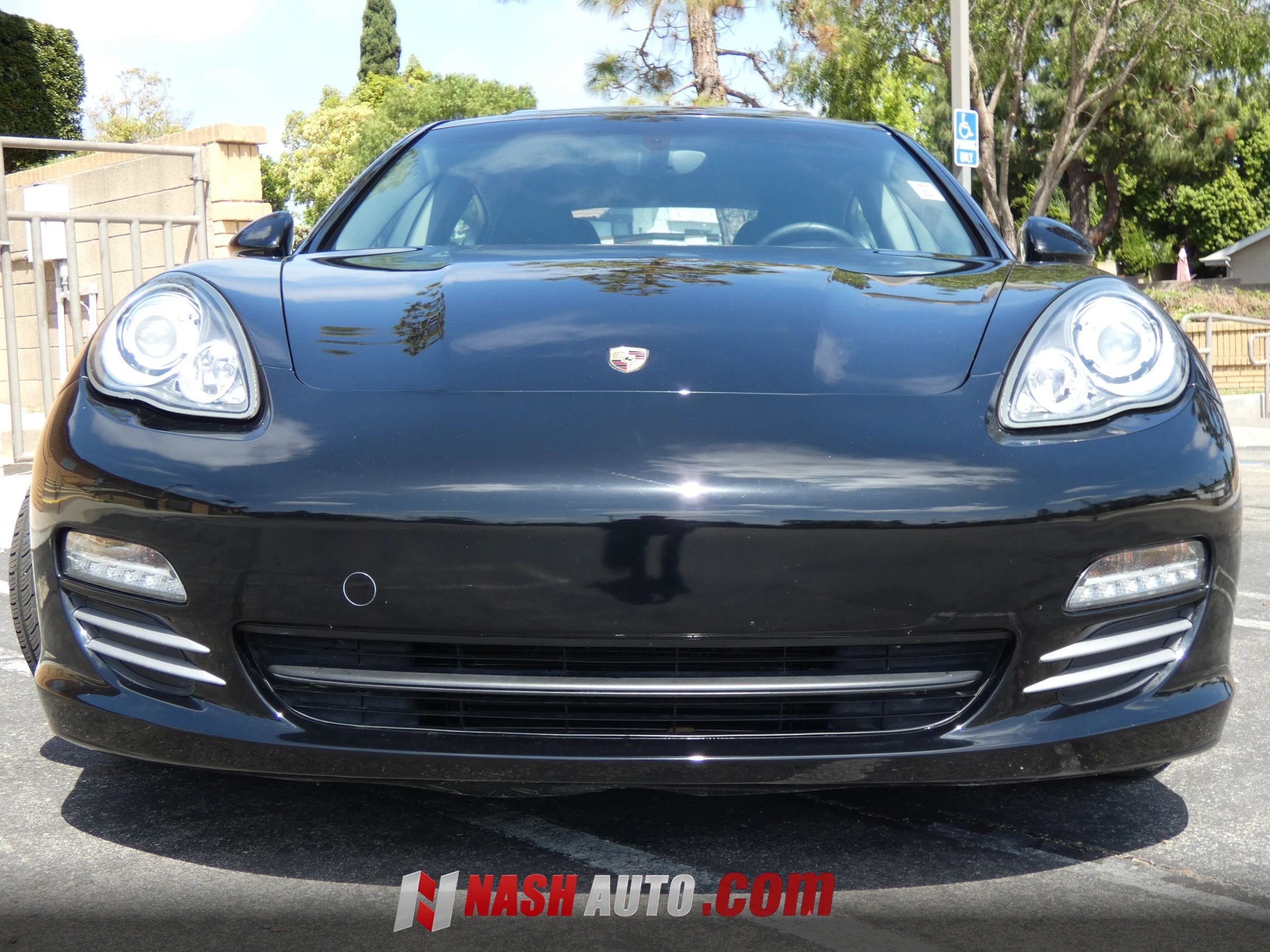 Used 2011 Porsche Panamera 4 AWD/4WD image 18