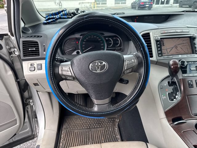 Used 2009 Toyota Venza AWD w/ Premium Pkg #2 image 14