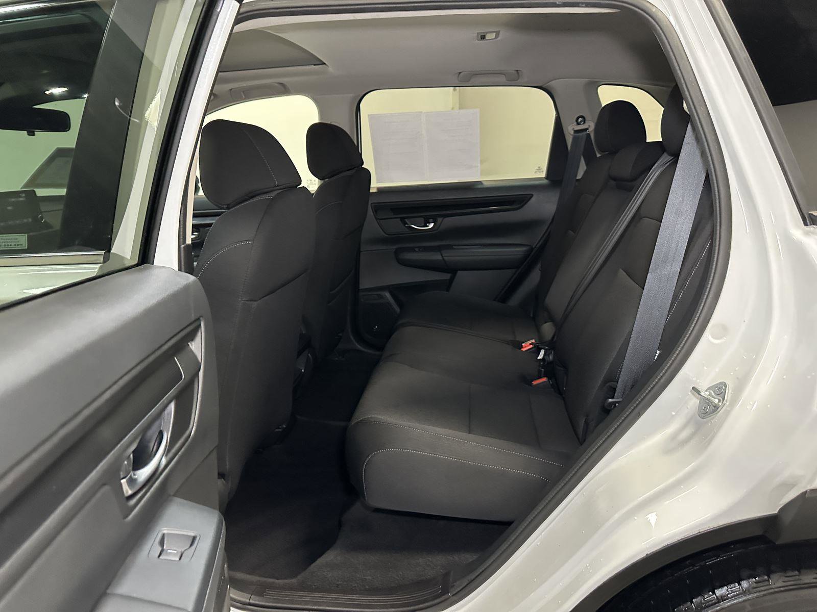 Used 2024 Honda CR-V EX image 32