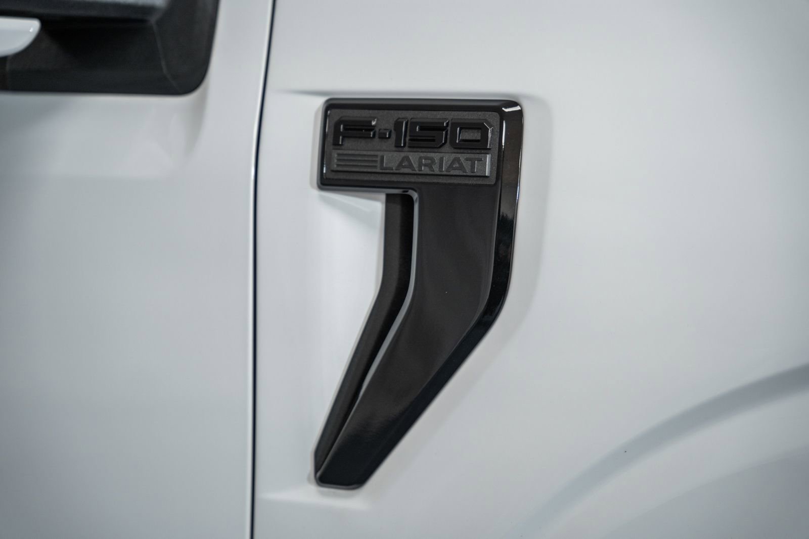 Certified 2024 Ford F150 Lariat image 10