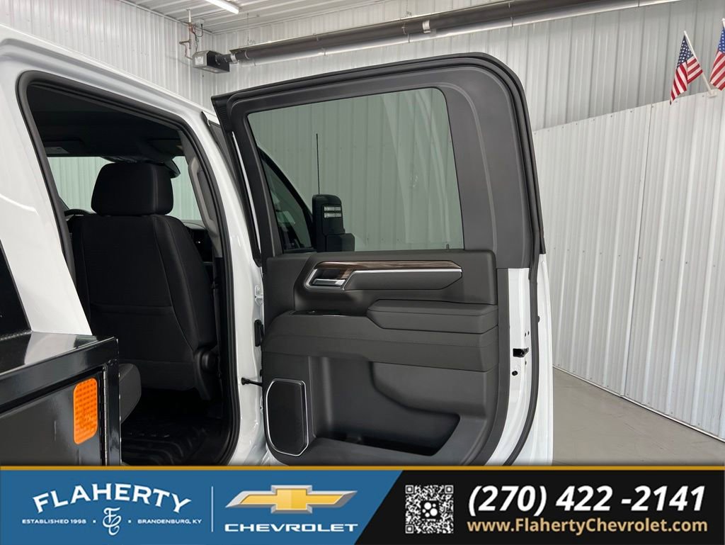 New 2026 Chevrolet Silverado 3500 LT w/ Convenience Package AWD/4WD image 12