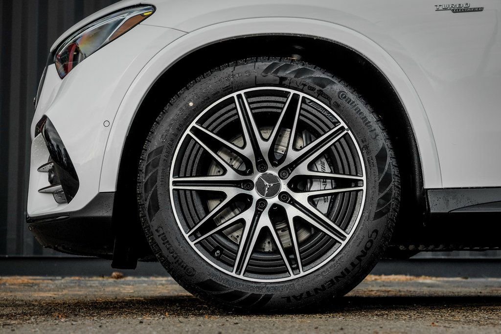 New 2026 Mercedes-Benz GLC 43 AMG 4MATIC image 4