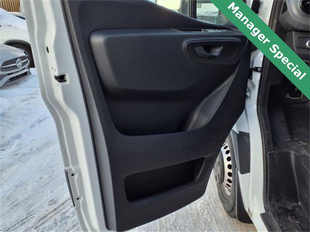 Used 2023 Mercedes-Benz Sprinter 3500 image 14