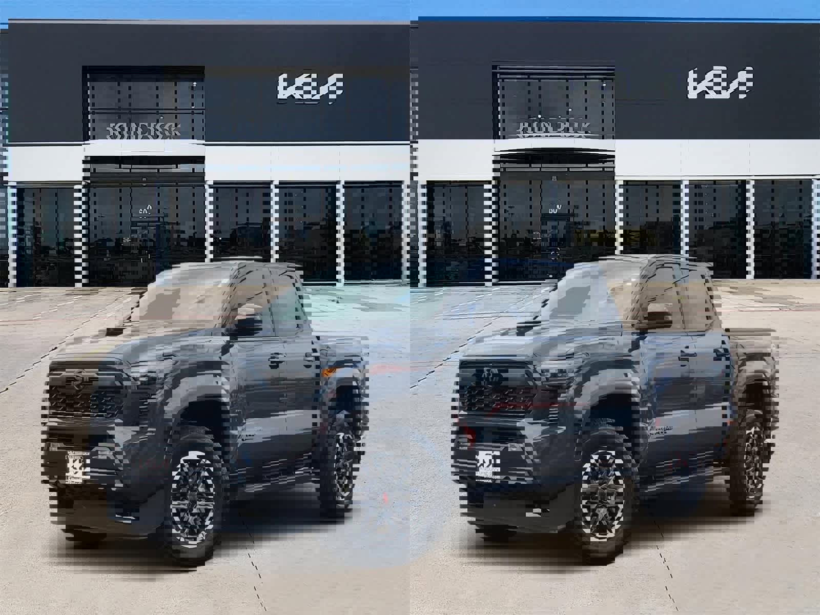 Used 2024 Toyota Tacoma TRD Sport image 1