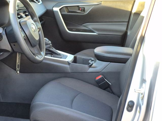 Used 2025 Toyota RAV4 LE image 15