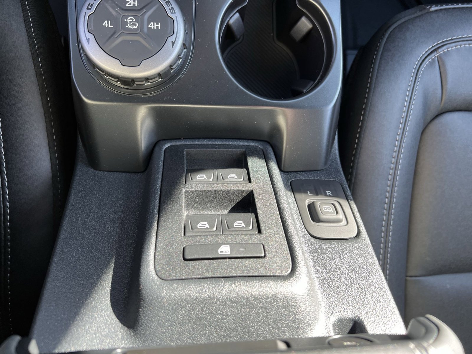 New 2025 Ford Bronco Big Bend image 15