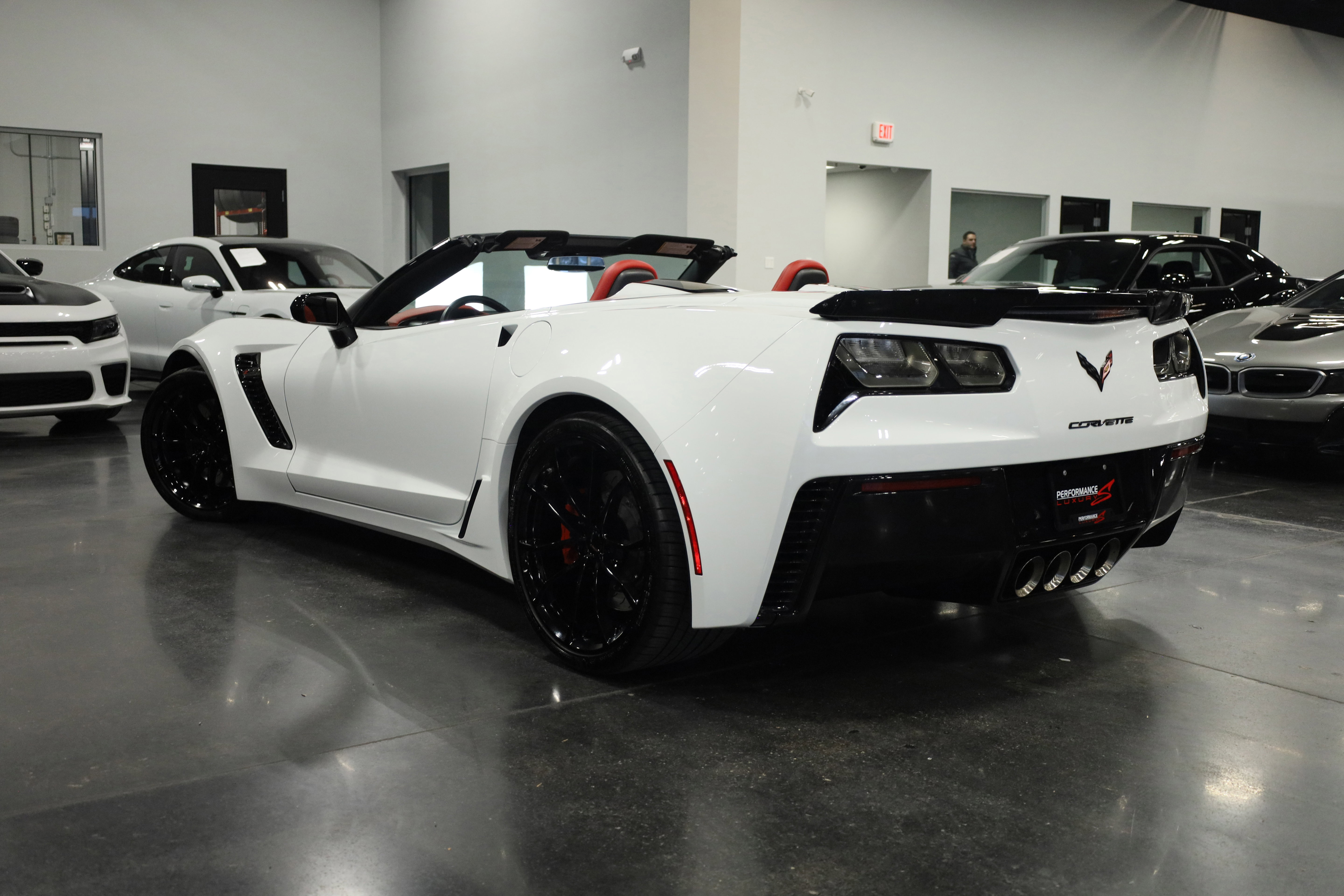 Used 2016 Chevrolet Corvette Z06 w/ 2LZ Preferred Equipment Group image 4