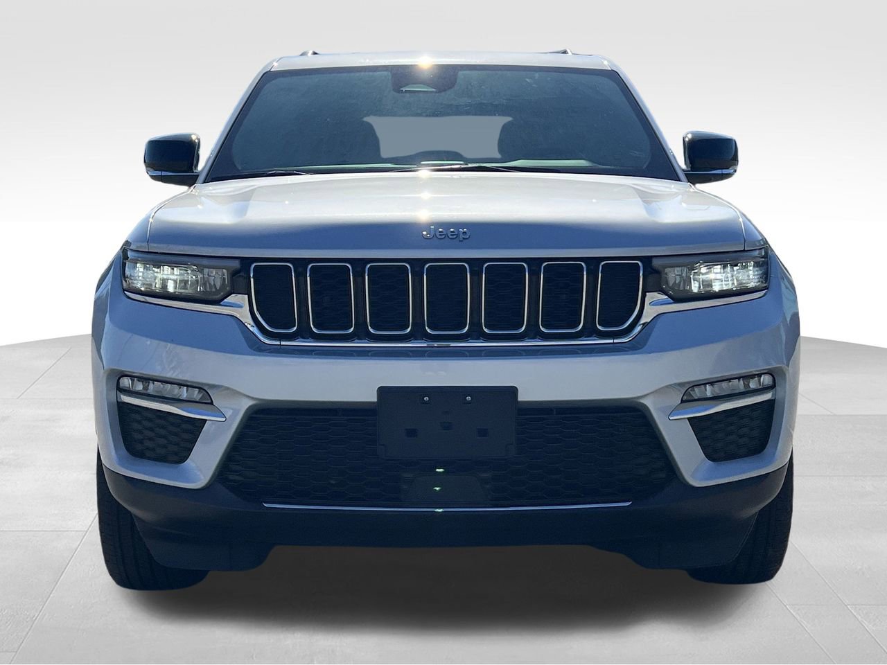 Used 2024 Jeep Grand Cherokee Limited 4xe image 37