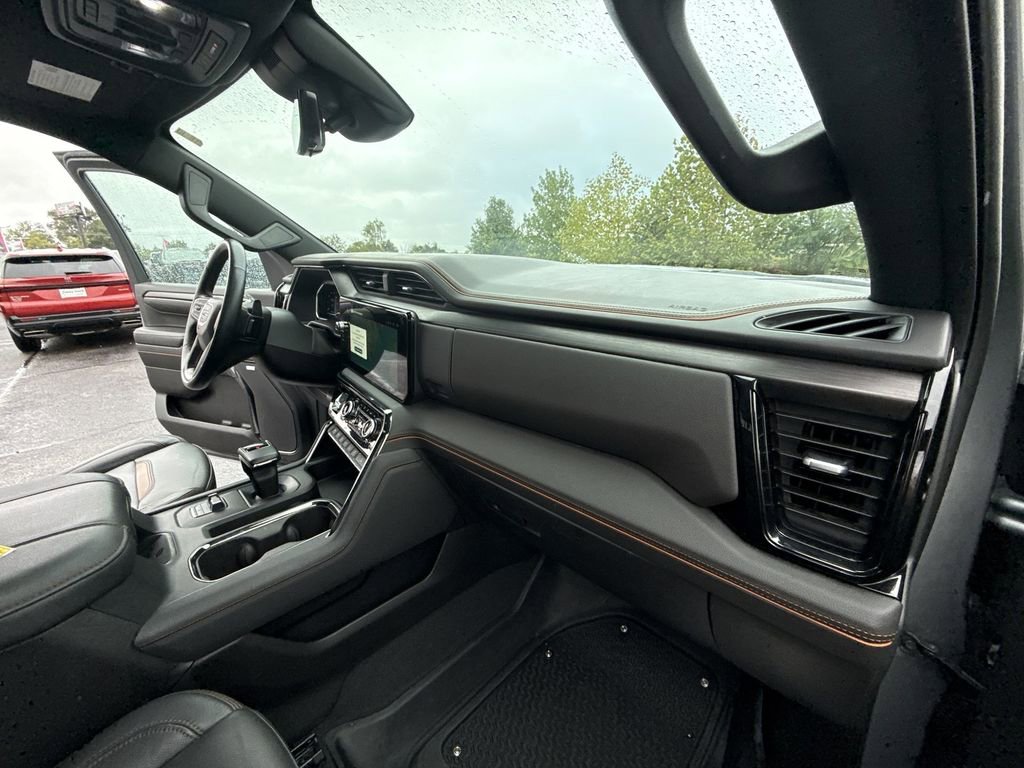 Certified 2023 GMC Sierra 1500 AT4 w/ AT4 Premium Package image 36