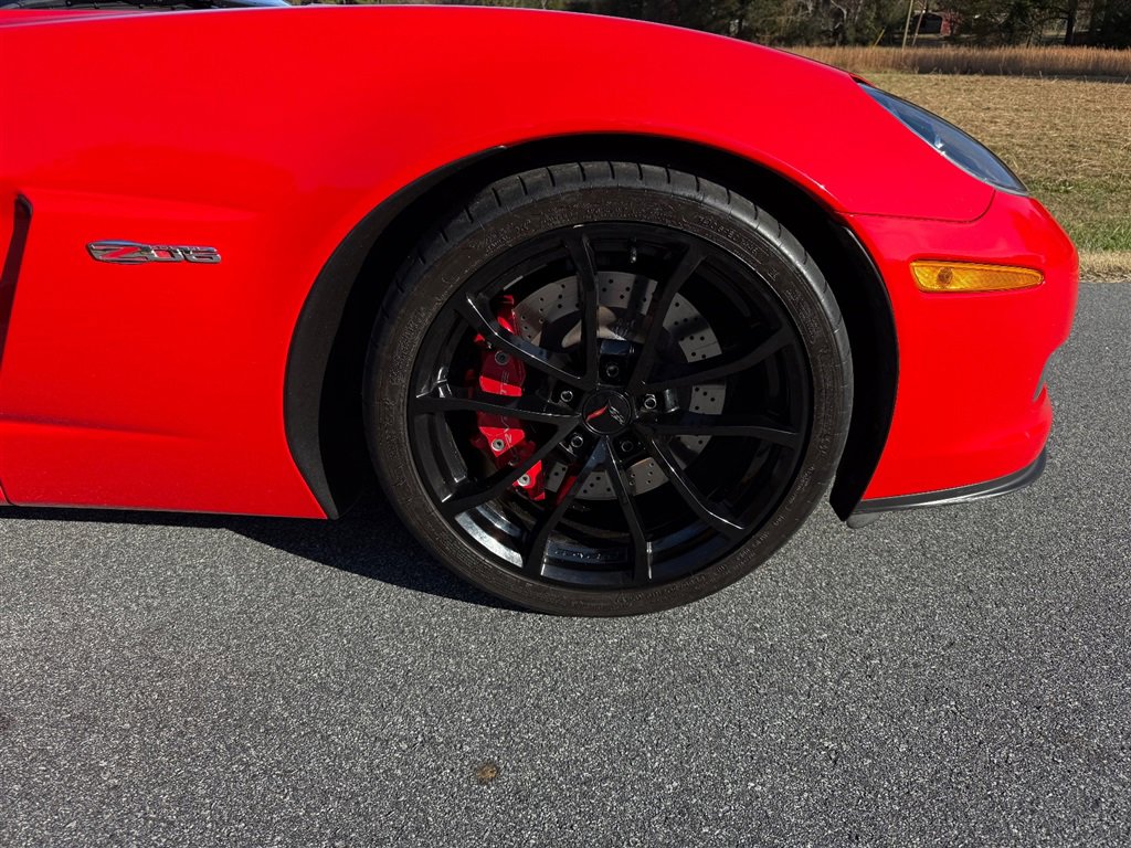 Used 2012 Chevrolet Corvette Z06 image 25