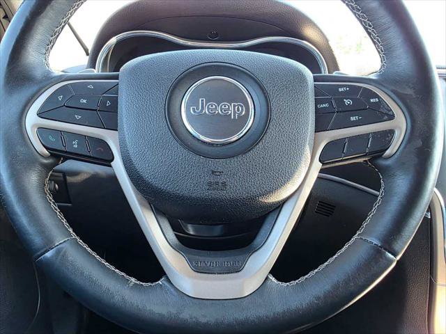 Used 2017 Jeep Grand Cherokee Limited AWD/4WD image 23