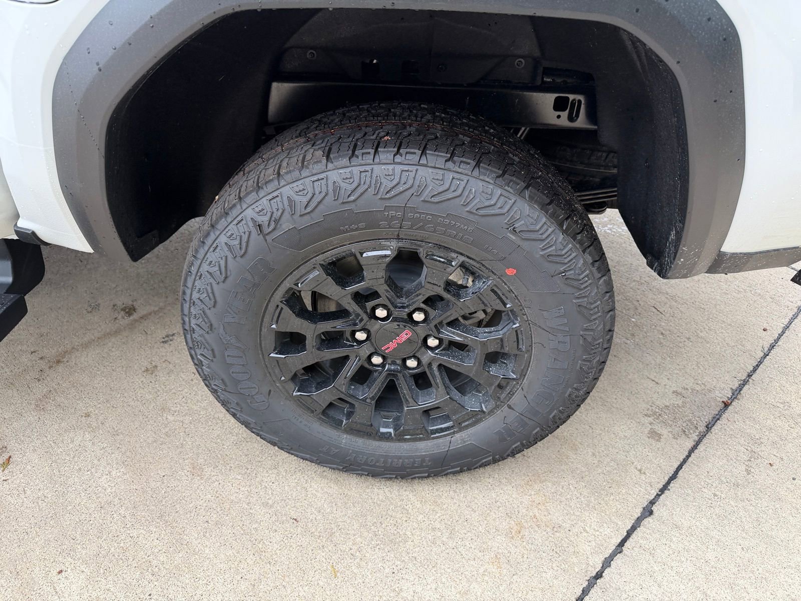 New 2026 GMC Canyon Elevation w/ Convenience Package image 40