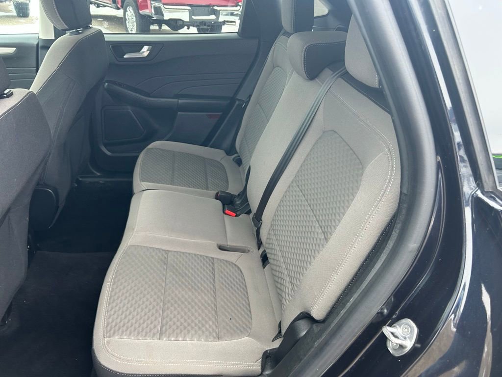 Used 2021 Ford Escape SE image 11