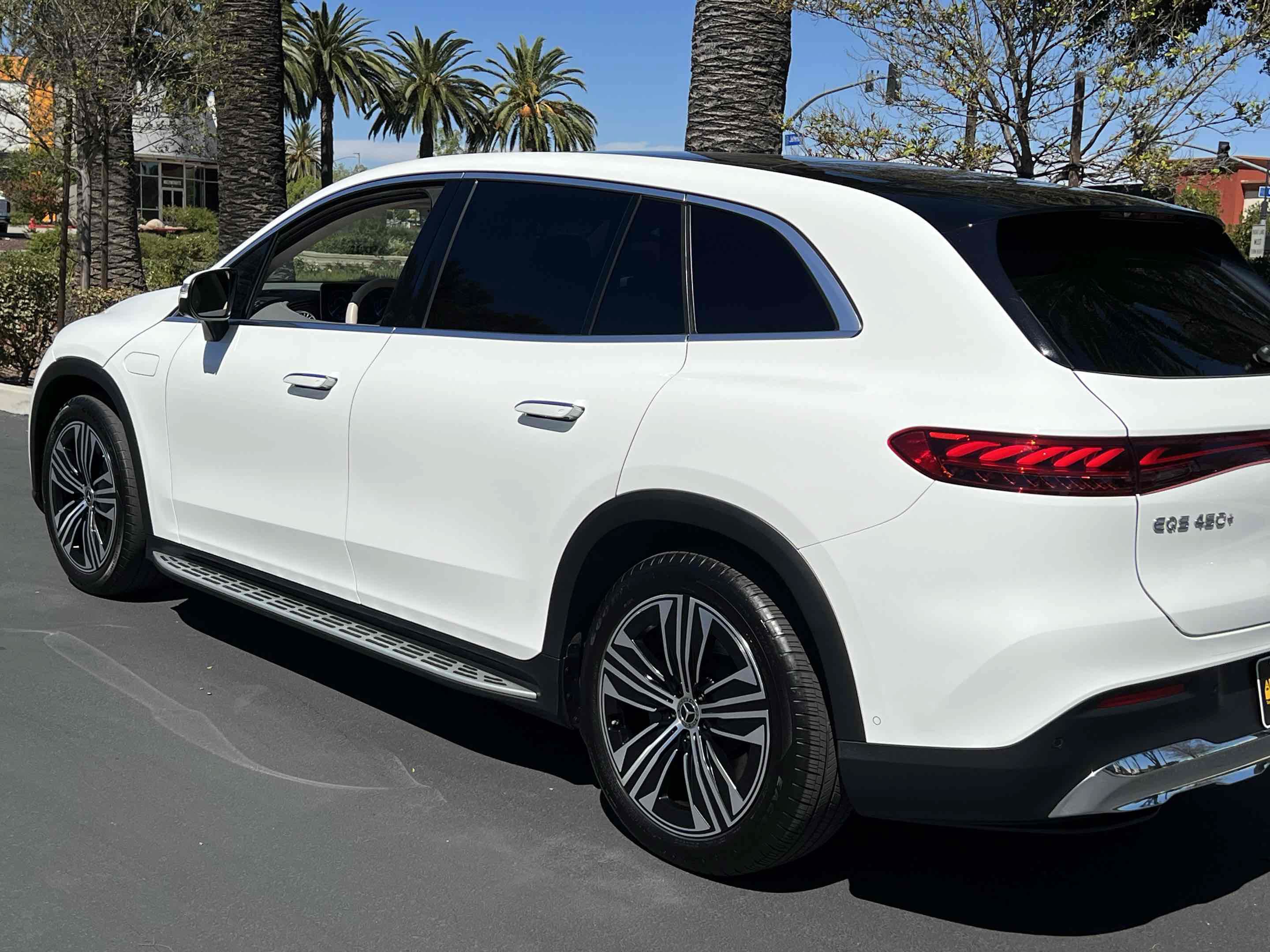 Used 2023 Mercedes-Benz EQS 450+ SUV image 48