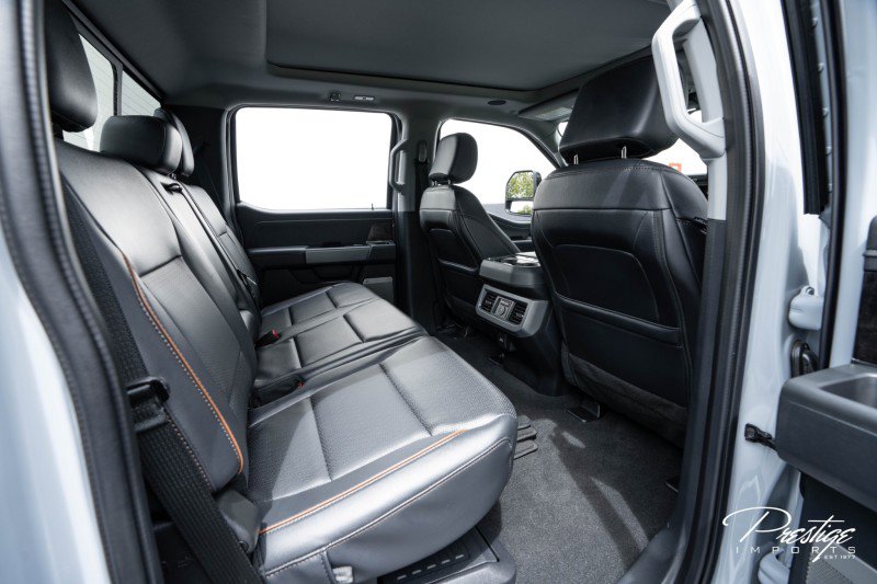 Used 2025 Ford F250 Lariat w/ Lariat Ultimate Package image 57