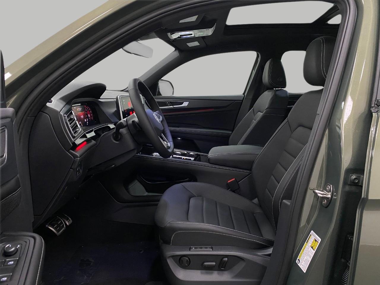 New 2026 Volkswagen Atlas Cross Sport SEL R-Line image 31