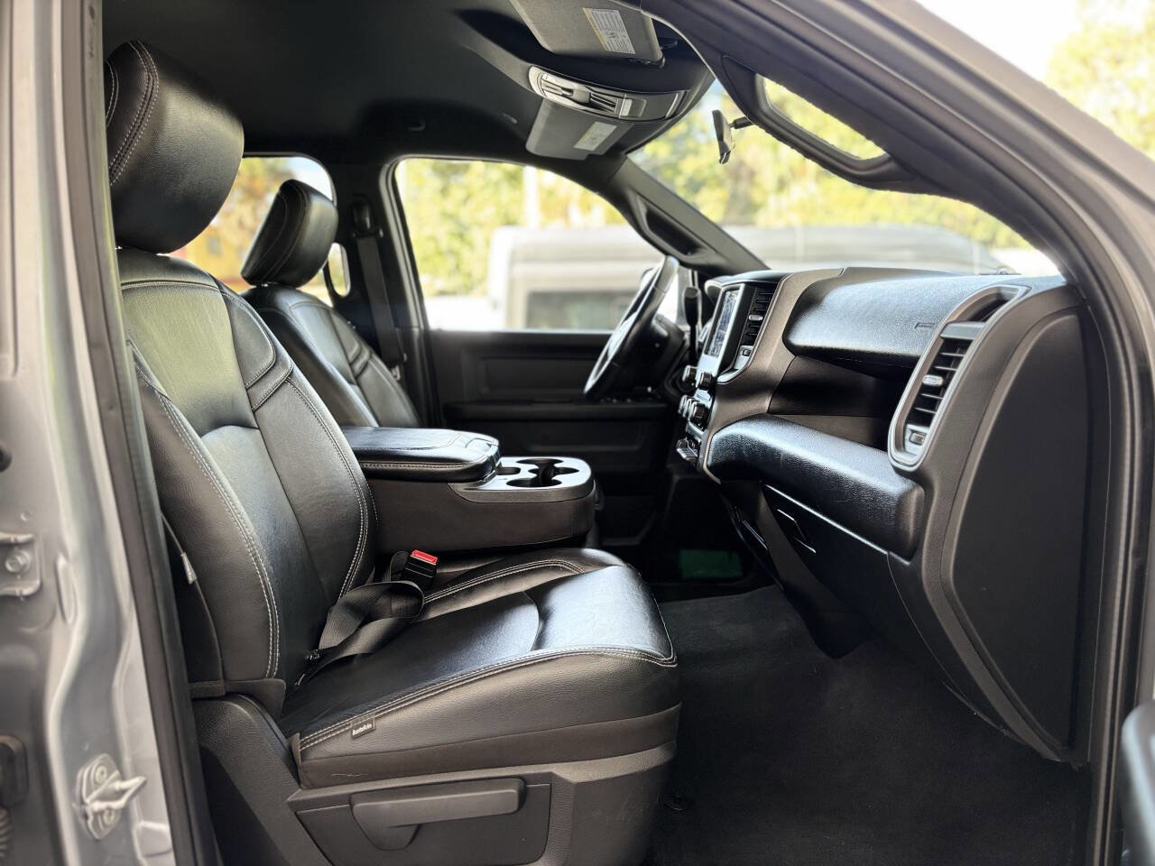 Used 2021 RAM 3500 Tradesman image 28