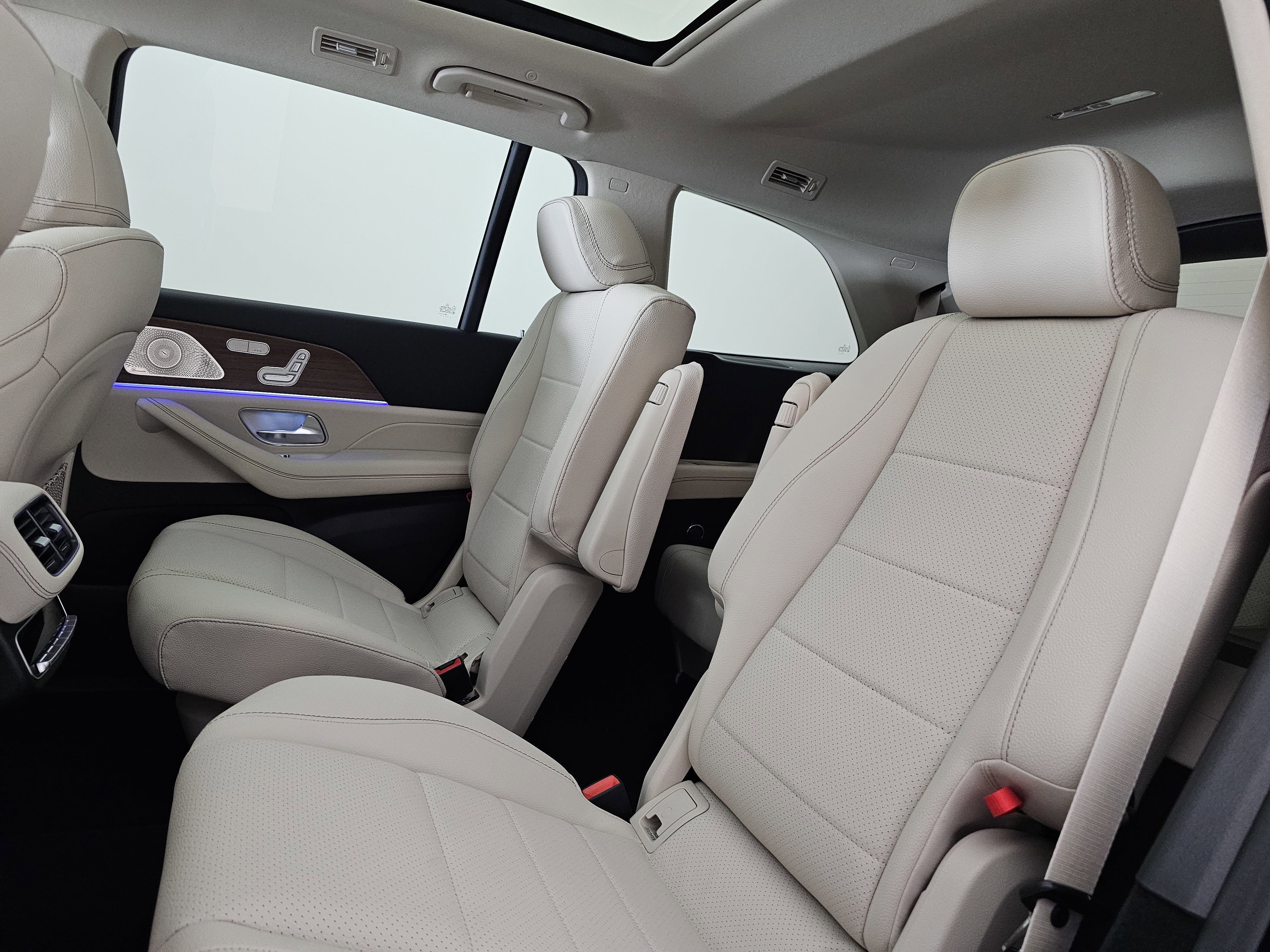 New 2026 Mercedes-Benz GLS 450 4MATIC image 24