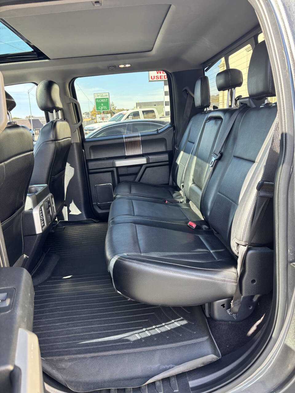 Used 2016 Ford F150 Lariat w/ Equipment Group 502A Luxury image 10