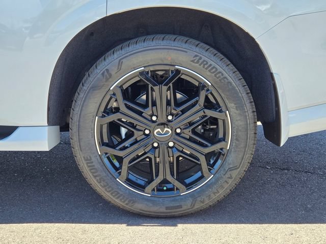 New 2027 INFINITI QX80 Sensory AWD/4WD image 10