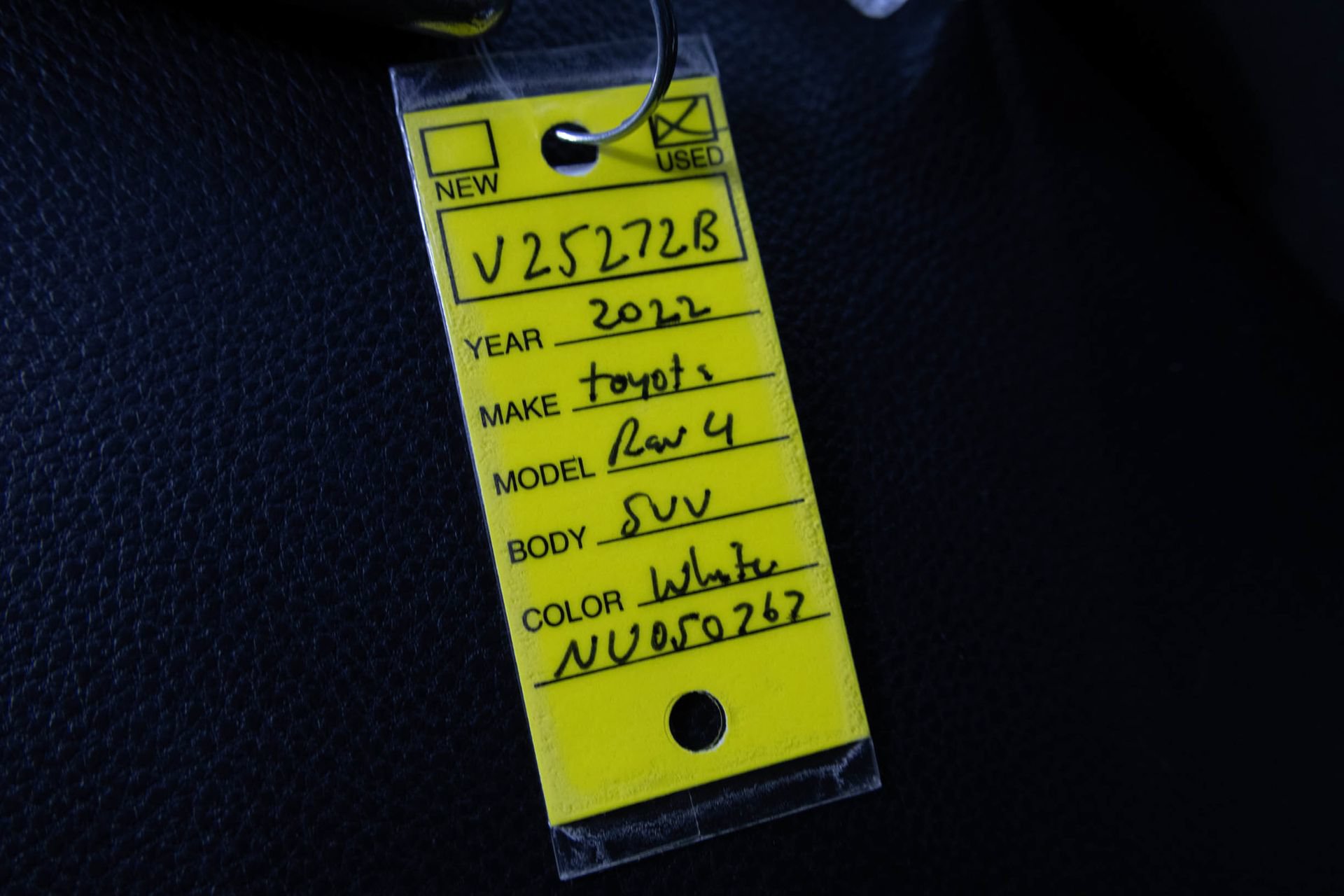 Used 2022 Toyota RAV4 LE AWD/4WD image 32